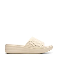 Clarks Women's Cloudsteppers Drift Twist Slip-On Sandals