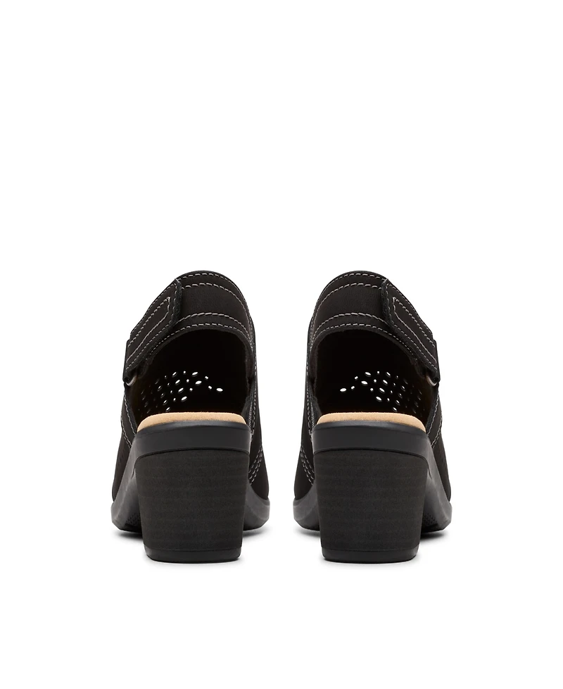 Clarks Collection Women's Emily2 Mist Block Heel Sandals