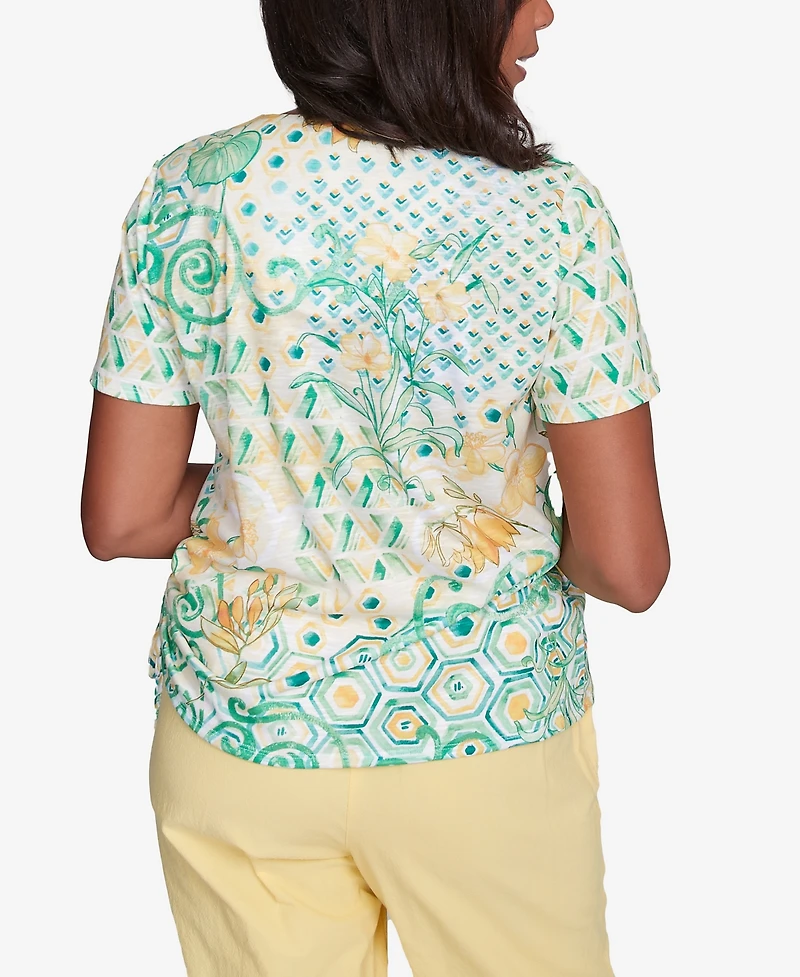 Alfred Dunner Women's Rise Shine Tropical Geometric Patchwork V-Neck T-Shirt