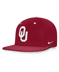 Nike Men's Crimson Oklahoma Sooners On-Field Dugout True Performance Fitted Hat
