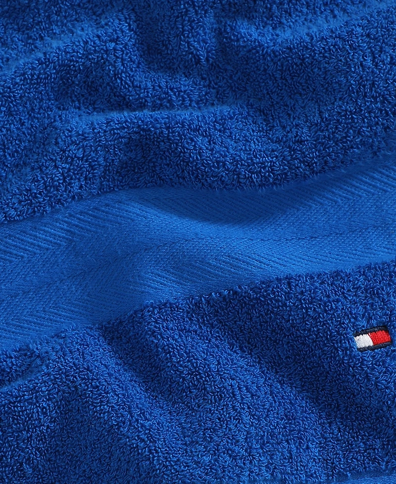 Tommy Hilfiger Home Modern American Solid Cotton Bath Towel, 30" x 54"