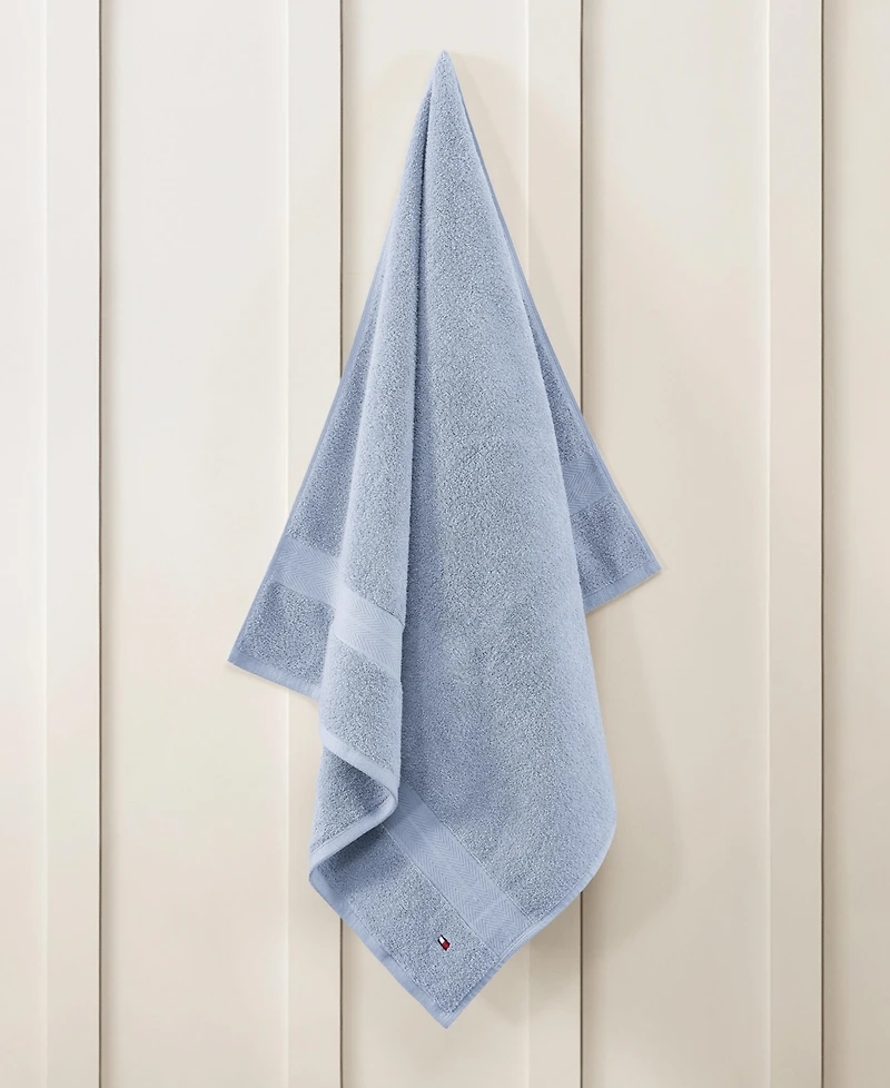 Tommy Hilfiger Home Modern American Solid Cotton Bath Towel, 30" x 54"
