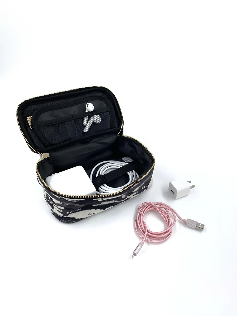 Ms. Jetsetter Tech Organizer | Travel Accessories