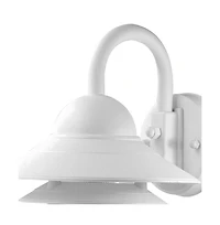 Outdoor Wall Light with Three-Tier Lamp Shade – Stylish Lighting for Exterior Spaces