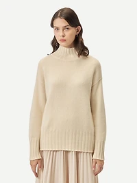 Gobi Cashmere Women's Relaxed-Fit Turtleneck