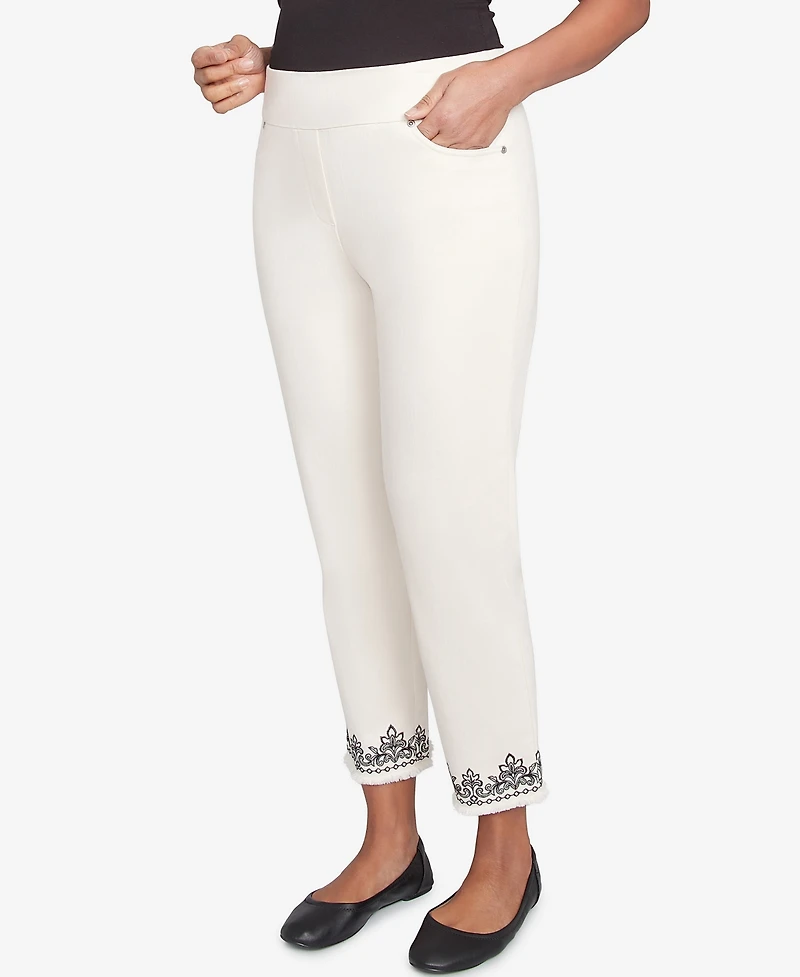 Alfred Dunner Women's Natural Instinct Classic Cuffed Medallion Ankle Pants