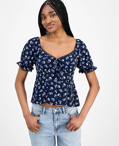 Planet Heart Juniors' Sweetheart-Neck Puff-Sleeve Top