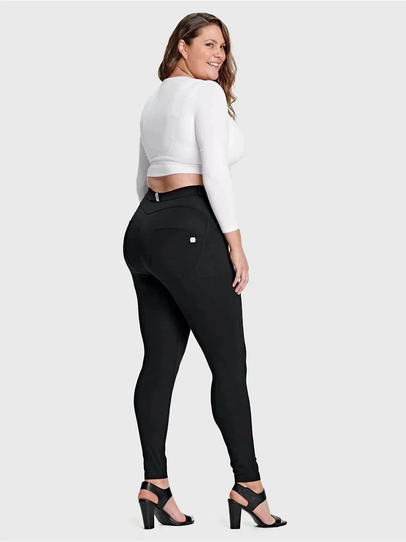 Freddy Women's Curvy High-Rise Sculpting Skinny Pants