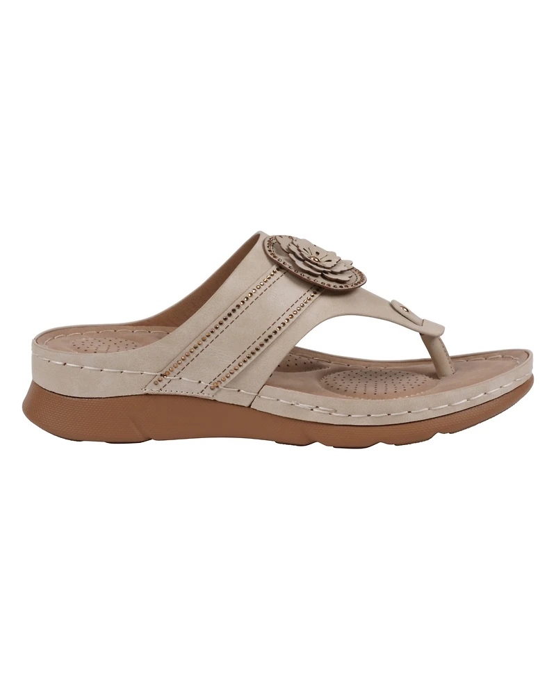 Gc Shoes Women's Vickie Flower Thong Flat Sandals