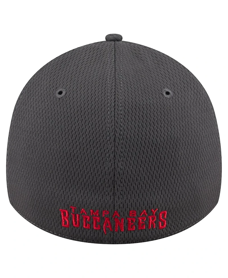 New Era Men's Graphite Tampa Bay Buccaneers Main 39THIRTY Flex Hat