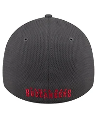 New Era Men's Graphite Tampa Bay Buccaneers Main 39THIRTY Flex Hat