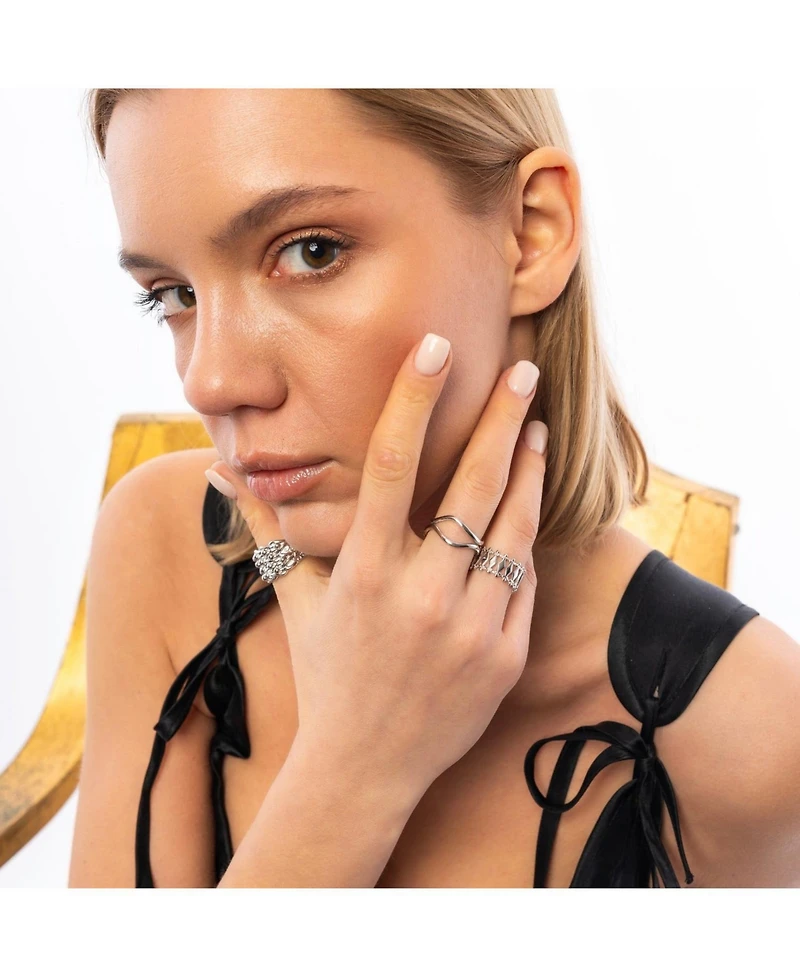 Spero London Wavy Lines Sterling Silver Wave Ring