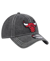 New Era Men's Black Chicago Bulls Pigment Dyed 9TWENTY Adjustable Hat
