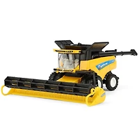 1/64th New Holland CR8.90 Combine with Corn and Grain Headers by Ertl