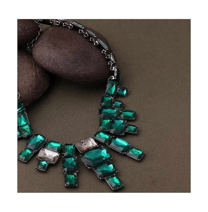 Sohi Women's Green Maxi Stone Statement Necklace