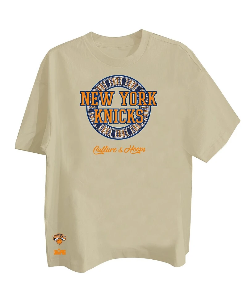 Two Hype Men's Khaki New York Knicks Worldwide Collection Premium T-Shirt