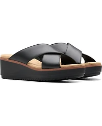 Clarks Collection Women's Wrenly Ivy Wedge Sandals