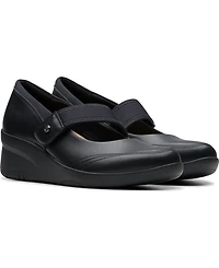 Clarks Women's Collection Suttyn May Shoes