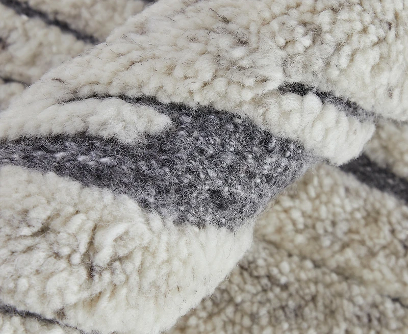 Feizy Broadfield T6037 2'x3' Area Rug