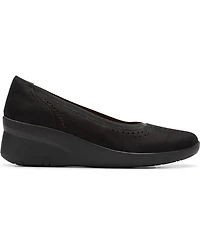 Clarks Collection Women's Suttyn Kaylie Slip-On Shoes