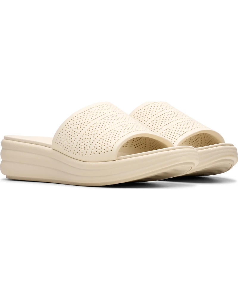 Clarks Cloudsteppers Women's Drift Twist Slip-On Flat Sandals