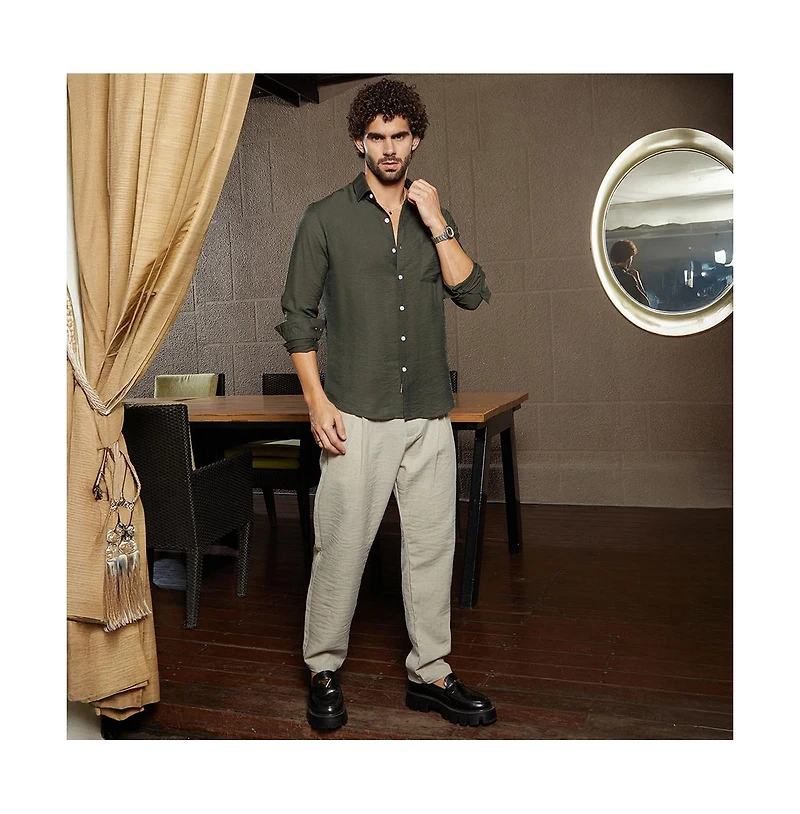 Campus Sutra Men's Olive Green Breezy Wrinked Relaxed Shirt