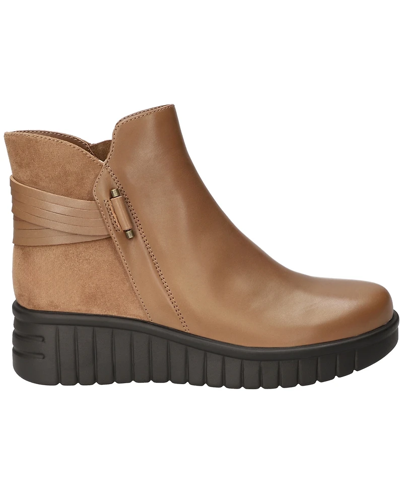 Bella Vita Women's Sueann Round Toe Ankle Booties