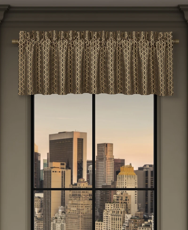 J Queen New York Metropolitan Window Straight Valance