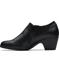 Clarks Women's Emily2 Darcey Round Toe Shooties