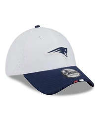 New Era Men's White/Navy England Patriots 2025 Nfl Training Camp 39THIRTY Flex Hat