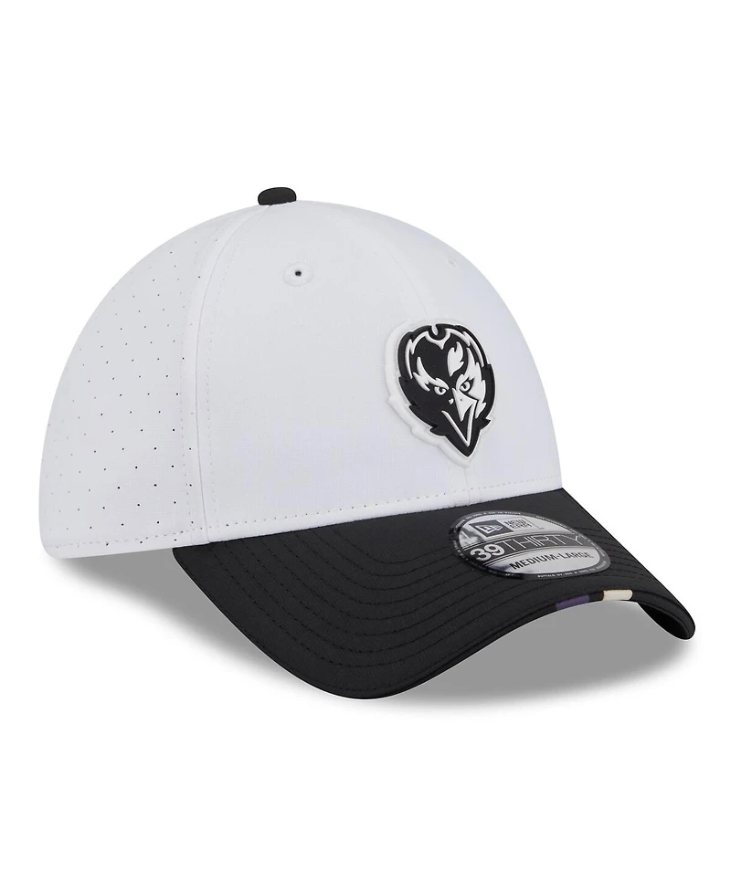 New Era Men's White/Black Baltimore Ravens 2025 Nfl Training Camp 39THIRTY Flex Hat