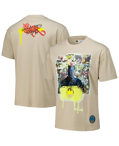 Freeze Max Men's Tan Batman Comics Spray Paint Loose Fit T-Shirt