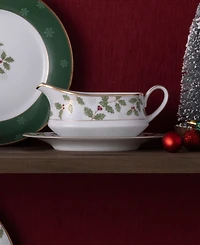 Noritake Holly & Berry Gold Gravy & Tray