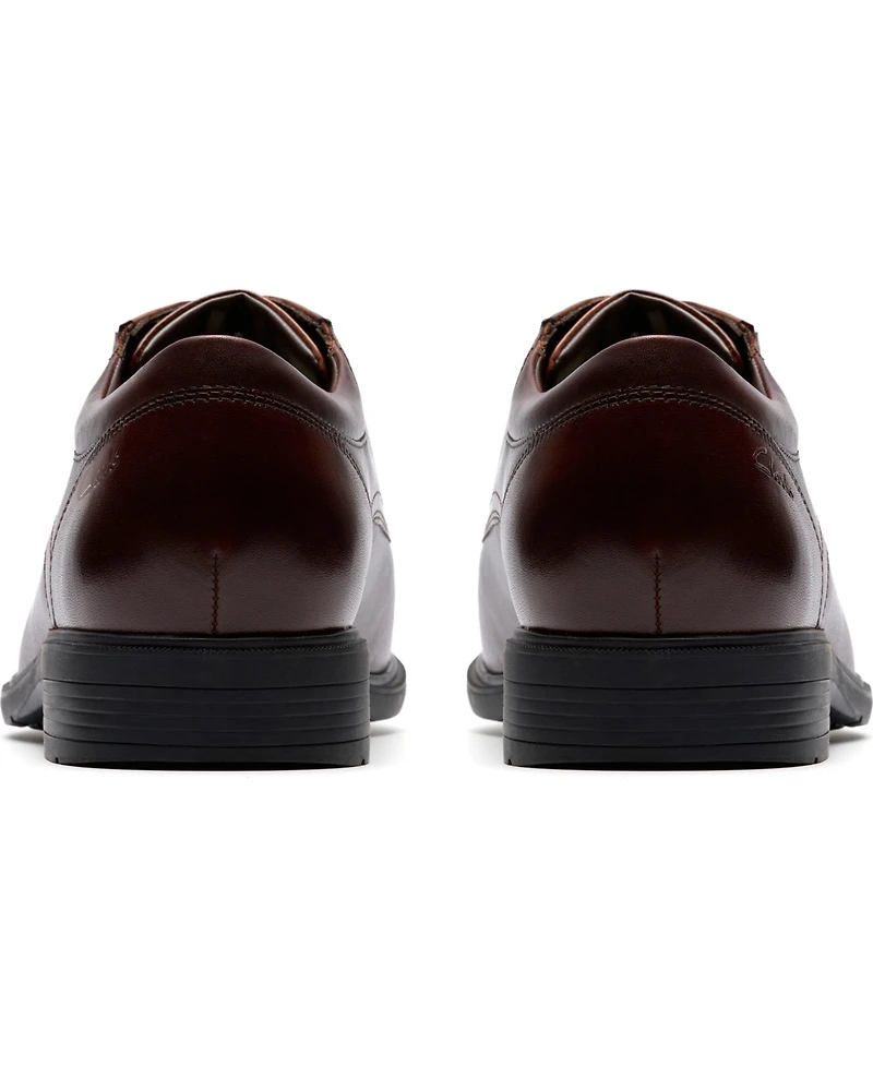 Clarks Men's Steadwell Cap Dress Shoe