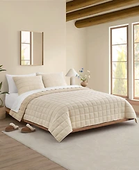 Ugg Gizelle 3-Pc. Quilt Set, Full/Queen