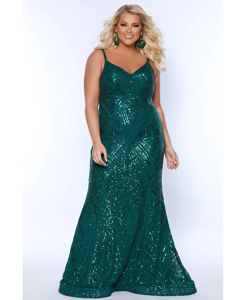 Sydney's Closet Women's Fitted V-neck Spaghetti Strap Plus Evening Gown