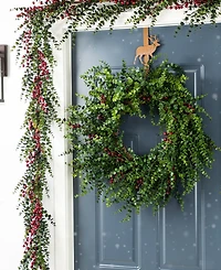 Glitzhome 6 ft Polyethylene Christmas Dripping Eucalyptus Garlands with Berries, Set of 2