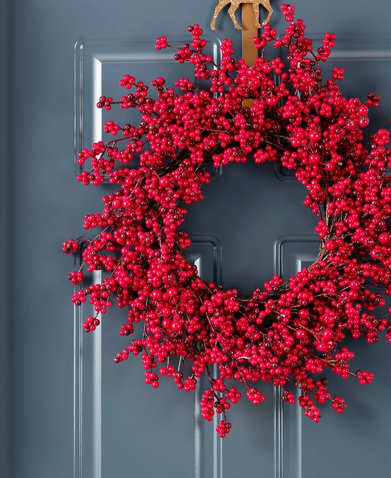 Glitzhome 25" Plastic Christmas Berries Wreath