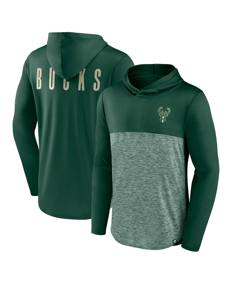 Fanatics Men's Green Milwaukee Bucks Iconic Defender Lightweight Pullover Hoodie