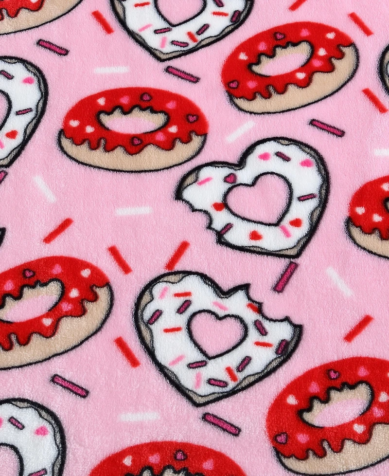 Closeout! Betsey Johnson Ultra Soft Plush Fleece Throw, 50" x 70"