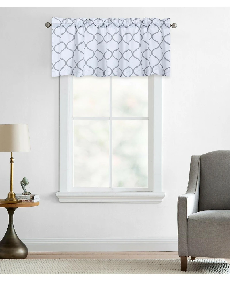 Kate Auroras Trellis Lattice Rod Pocket Valance - 56 in. W x 18 L