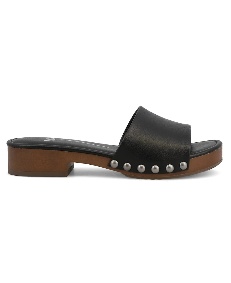 Mia Women's Xonia Studded Round Toe Sandals