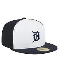 New Era Men's White/Navy Detroit Tigers Repeat 59FIFTY Fitted Hat