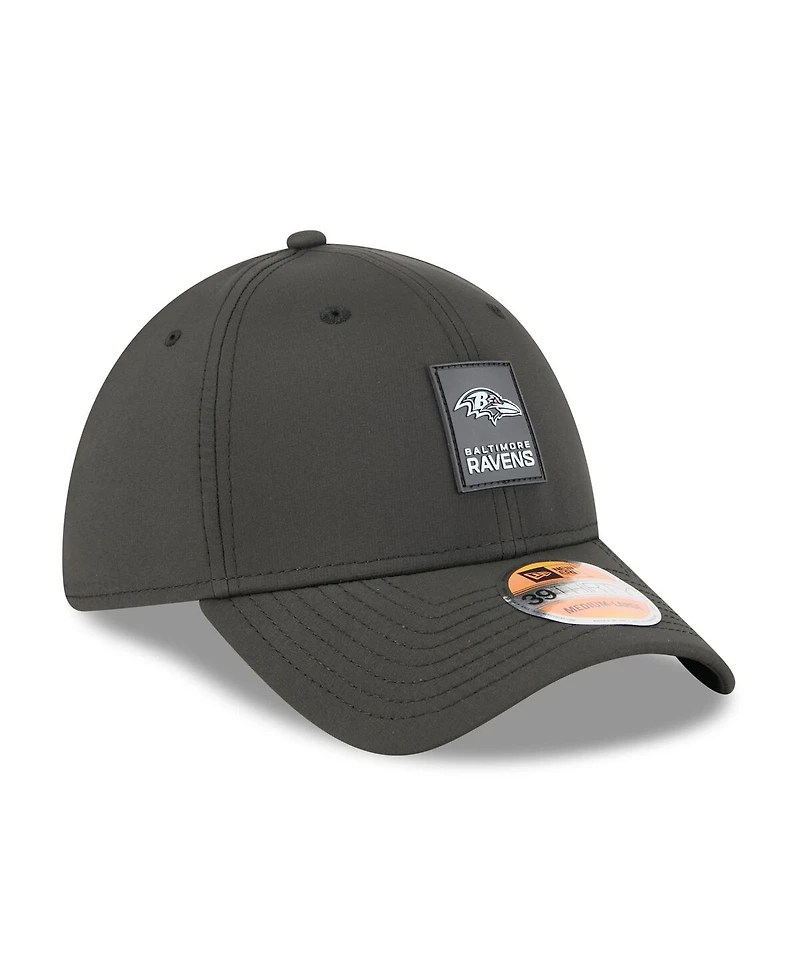 New Era Men's Black Baltimore Ravens 2025 Sideline 39THIRTY Flex Hat