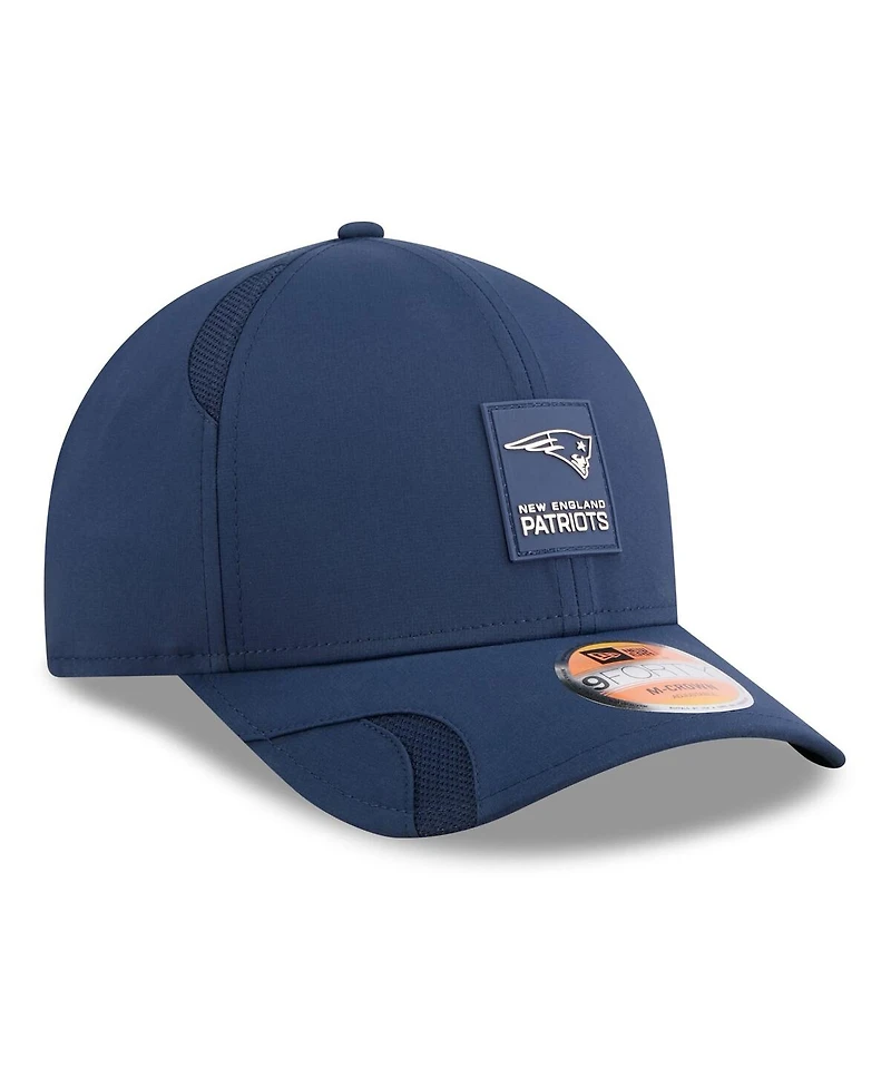 New Era Men's Navy New England Patriots 2025 Sideline M-crown 9FORTY Adjustable Hat