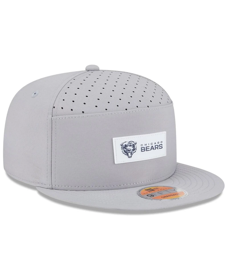New Era Men's Gray Chicago Bears 2025 Sideline Split Panel 9FIFTY Snapback Hat