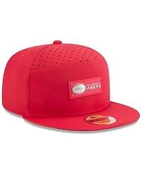 New Era Men's Scarlet San Francisco 49ers 2025 Sideline Throwback Split Panel 9FIFTY Snapback Hat