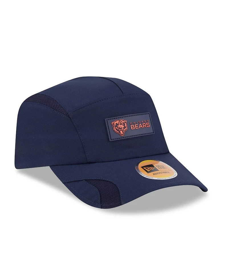 New Era Men's Navy Chicago Bears 2025 Sideline Runner Adjustable Hat