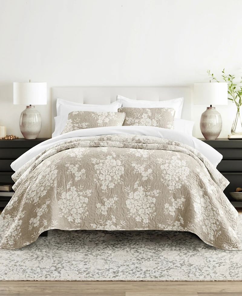 ienjoy Home Distressed Bouquet Reversible 3-Pc. Quilt Set, Full/Queen