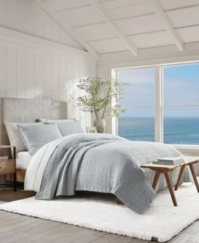 Ugg Campo Exquisite Quilt Set
